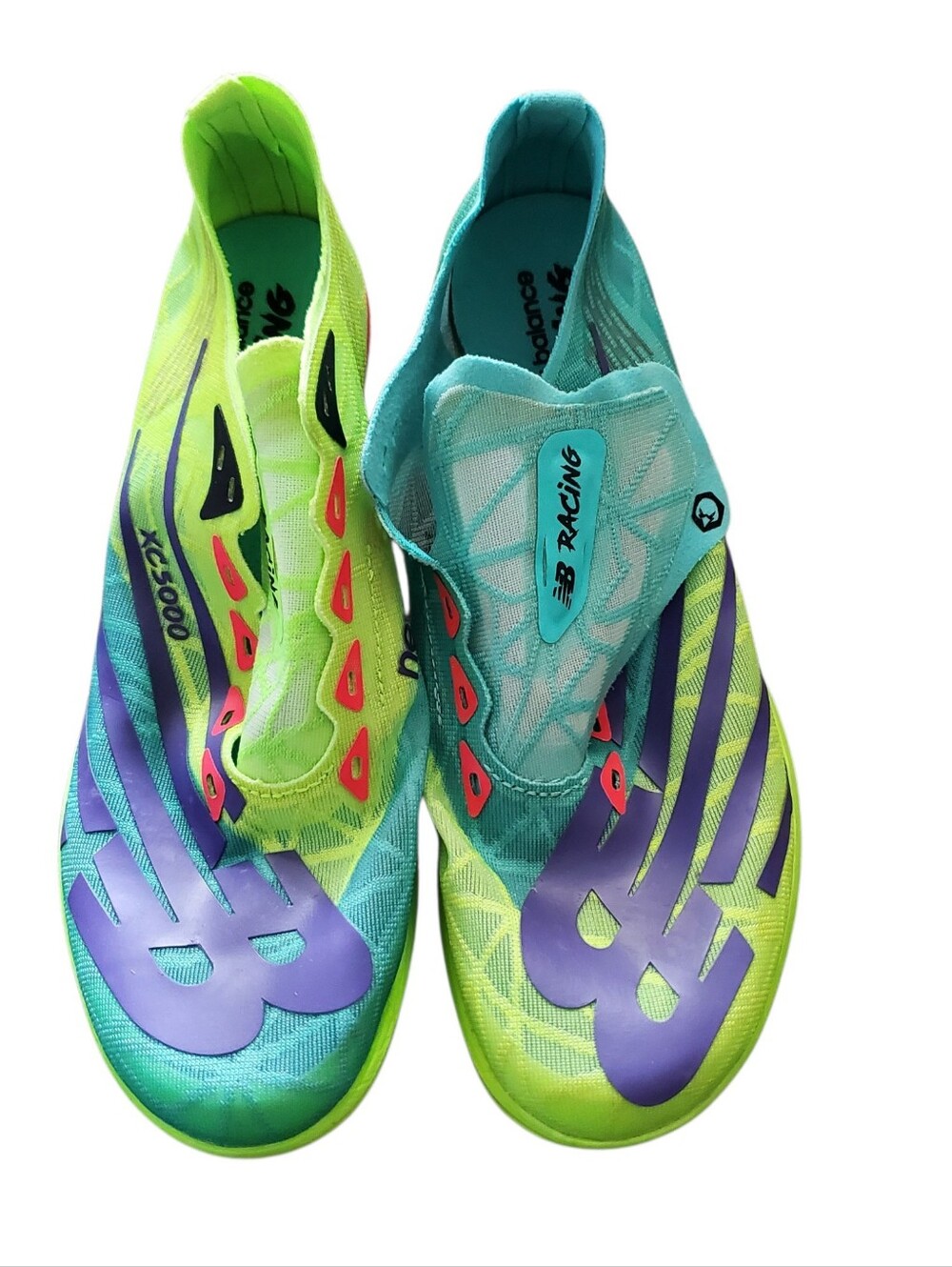 New Balance Kids' Racing Slip-On Shoes in Neon Green & Teal (US6/EUR 38.5)